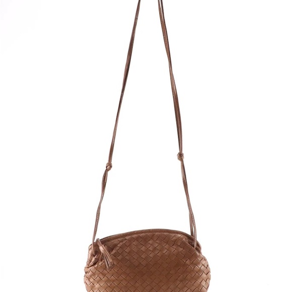 Bottega Venta Intrecciato Leather Handbag - Picture 5 of 5